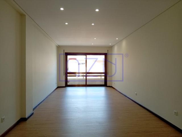 Apartamento alugar em Bonfim, Vera Cruz