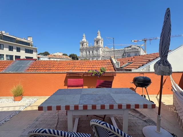 Apartamento alugar em São Vicente de Fora, Lisboa