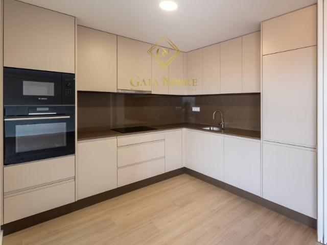 Apartamento venda em Devesas, Vila Nova De Gaia