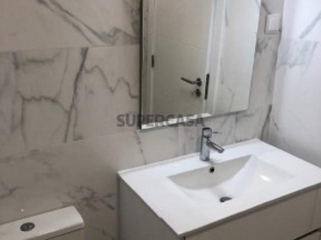 Casa venda em Damaia, Amadora