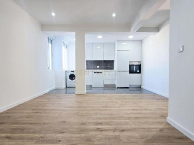 Apartamento venda em Damaia, Amadora