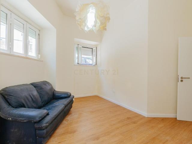 Apartamento venda em Picheleira, Lisboa