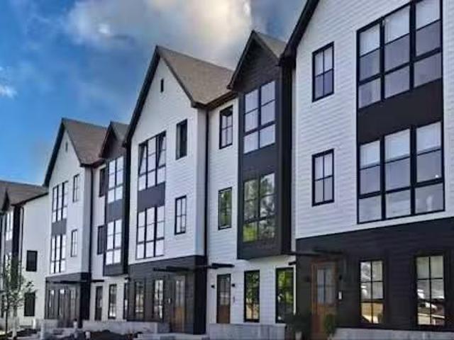Condo for rent in Melrose Park