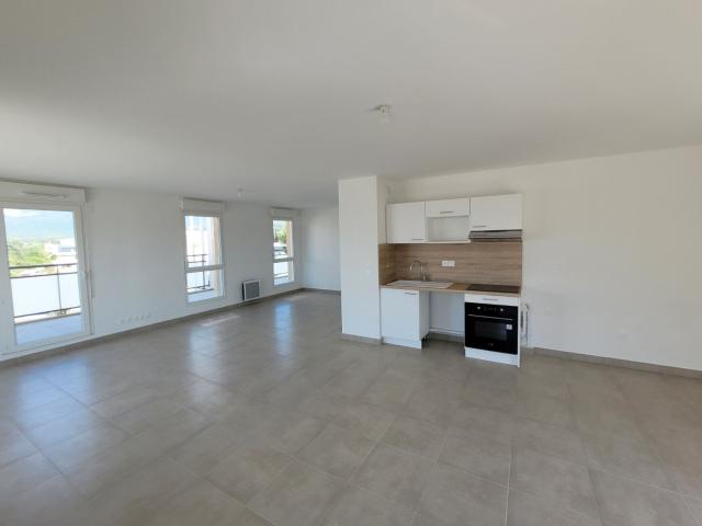 Appartement location à Lotissement la Cabassude, Trets