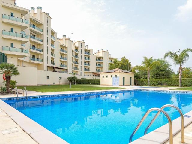 Apartamento venda em Quarteira, Loulé