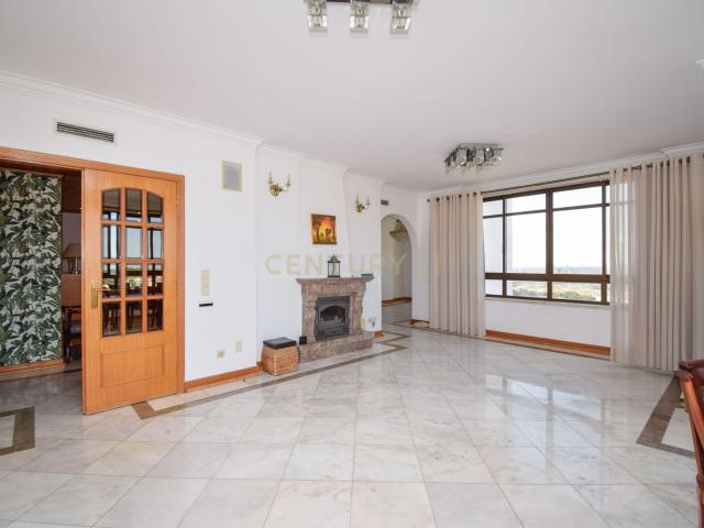 Apartamento venda em Quinta Grande, Alfragide