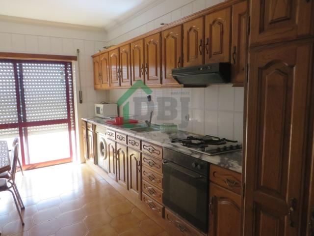 Apartamento alugar em Bairro da Alegria, Canhoso