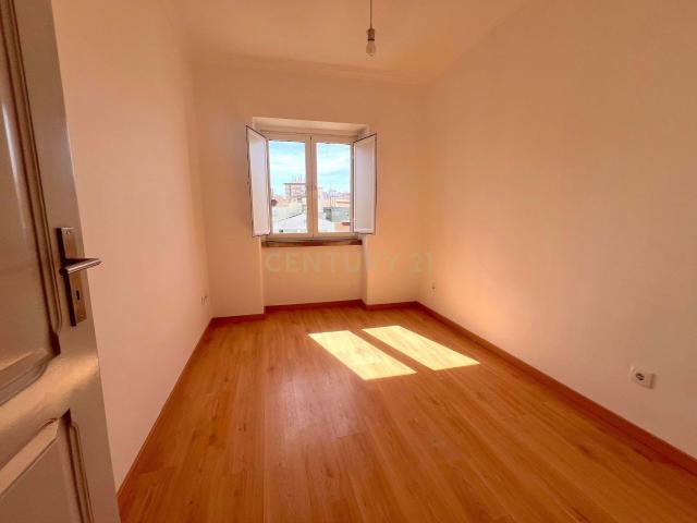Apartamento alugar em Nossa Senhora do Pópulo, Caldas Da Rainha