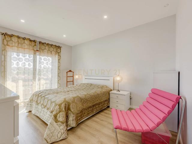 Apartamento venda em Alverca Do Ribatejo, Lisboa