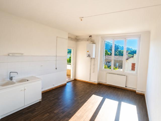 Appartement location à Alès, Molières-sur-cèze