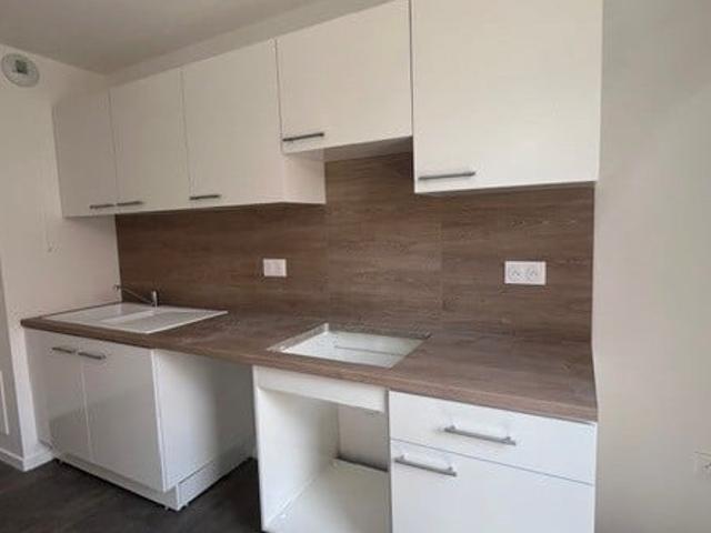 Appartement location à Les Bordes, Cannes-Écluse