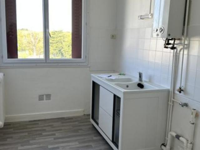 Appartement location à Commentry, Allier