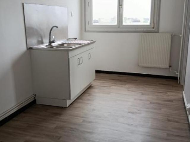 Appartement location à Neufchâteau, Contrexéville