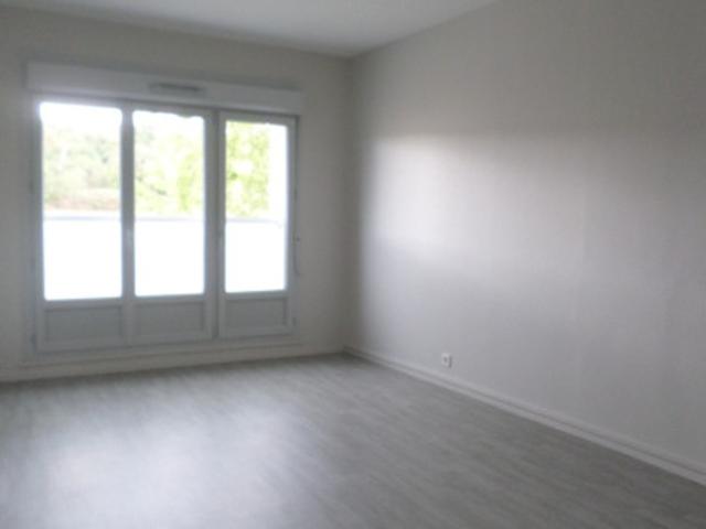 Appartement location à Sens, Saint-julien-du-sault