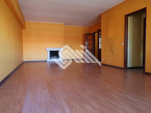Apartamento alugar em Porto, Aldoar