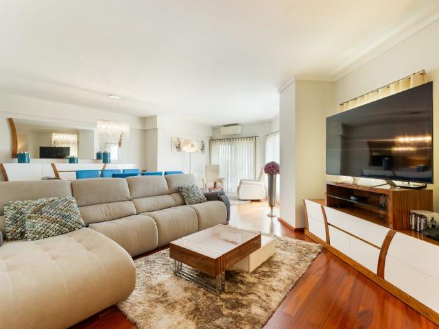Apartamento alugar em Porto, Lordelo Do Ouro