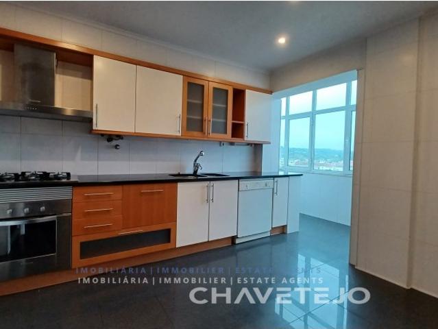 Apartamento alugar em Colégio Nuno Álvares, Tomar