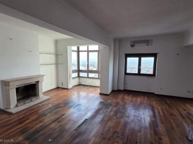 Apartamento venda em Bairro Ferroviário, Barreiro