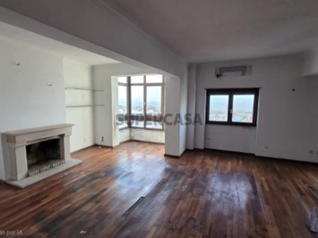 Casa venda em Bairro Ferroviário, Barreiro
