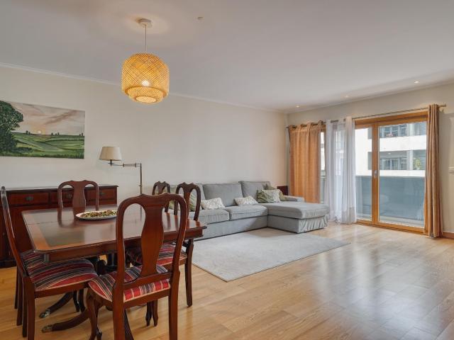 Apartamento venda em Santiago Dos Velhos, Lisboa