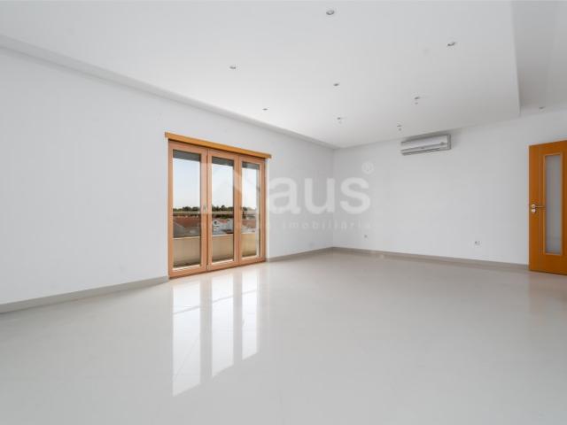 Apartamento venda em Palmela, Setúbal