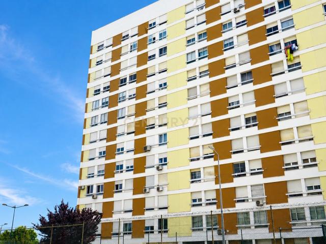 Apartamento venda em Santiago Dos Velhos, Lisboa