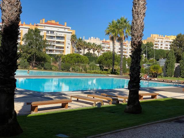 Apartamento alugar em Jardins da Parede, Cascais