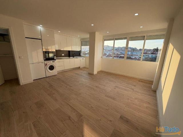 Apartamento venda em Amadora, Lisboa
