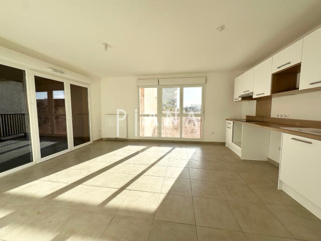 Appartement vente à Baron, Orange