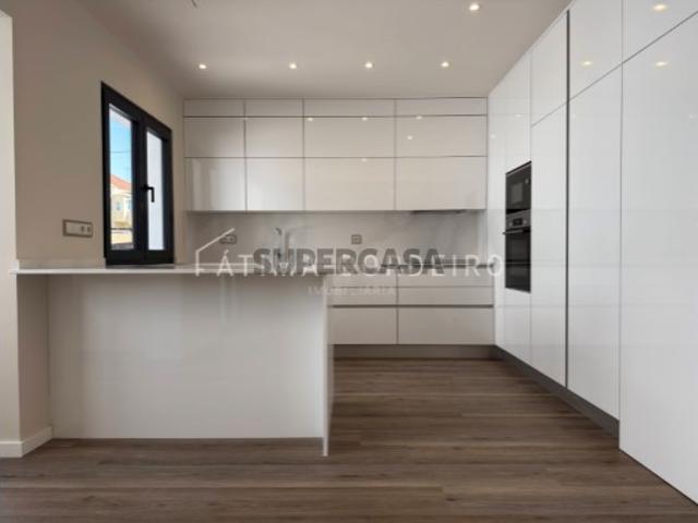 Casa venda em Torcatas, Almada