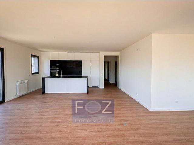 Apartamento venda em Pêgo Negro, Porto