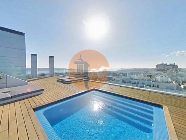 Apartamento venda em São Francisco Xavier, Lisboa