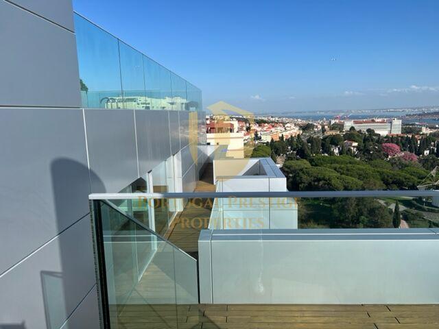 Apartamento venda em São Francisco Xavier, Lisboa