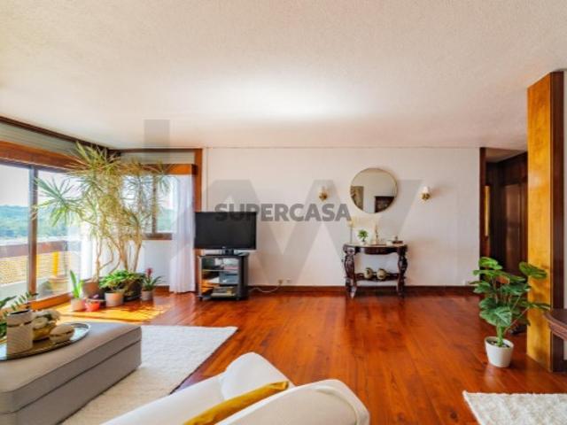 Casa venda em Alfragide, Amadora