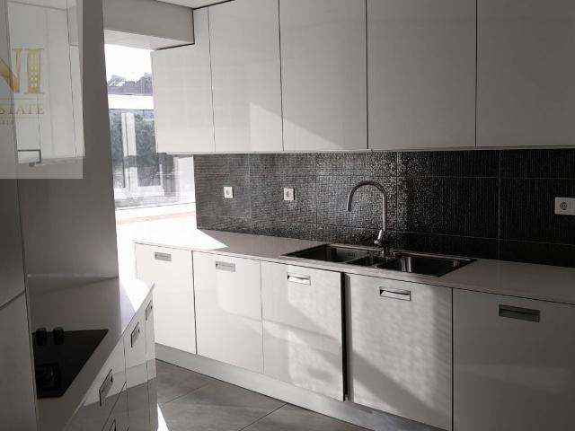 Apartamento alugar em Santo António, Lisboa