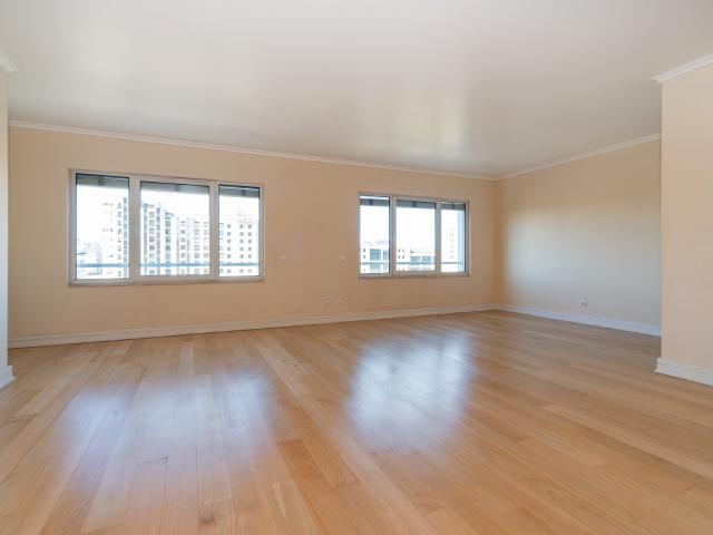Apartamento alugar em Avenidas Novas, Lisboa