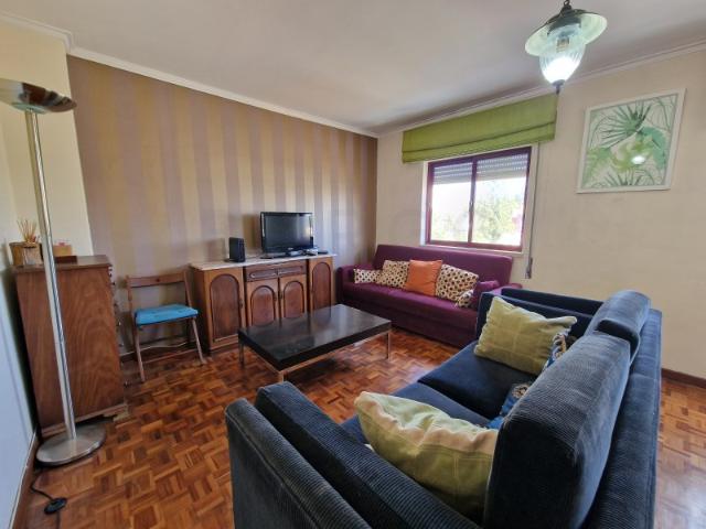Apartamento venda em Bairro das Amendoeiras, Lisboa