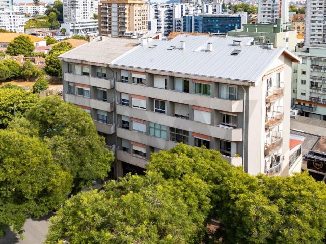 Apartamento alugar em Porto, Lordelo Do Ouro