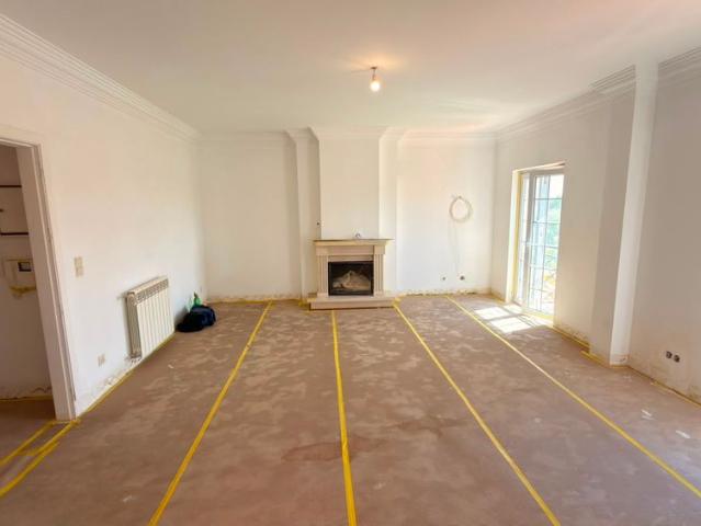 Apartamento alugar em Bairro da Fonte Longa, Sintra