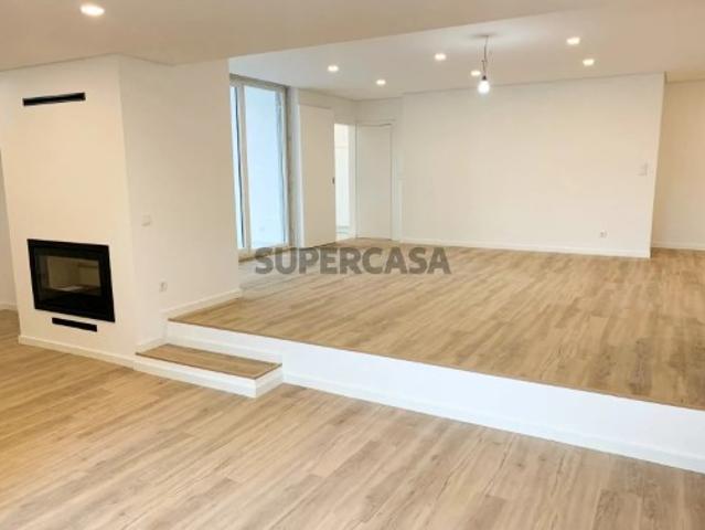 Casa venda em Torres de Alfragide, Amadora