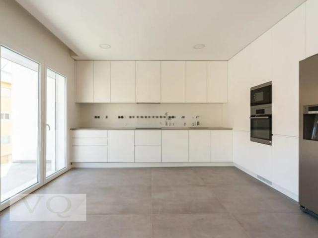Apartamento venda em Visconde da Luz, Cascais
