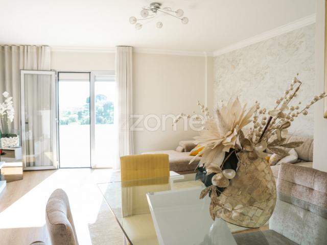 Apartamento venda em Casal do Chapim, Odivelas