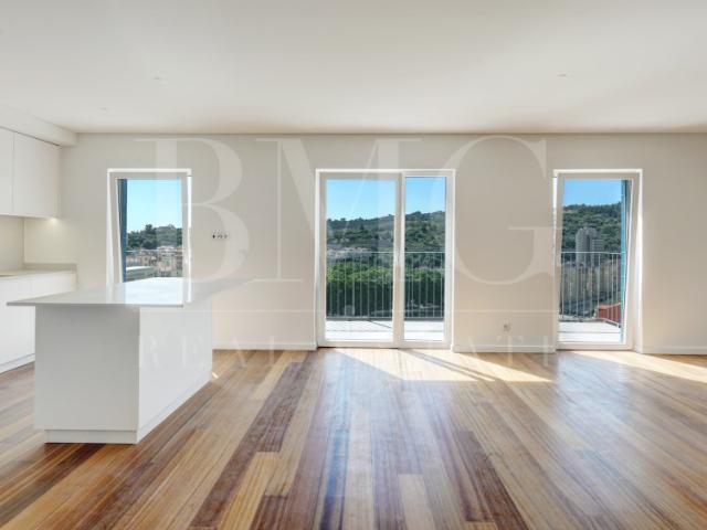 Apartamento alugar em Estrela, Lisboa