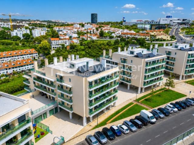 Apartamento venda em Urbanização C.H.E.O., Oeiras