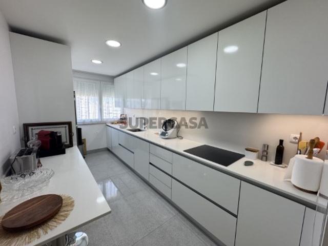 Casa venda em Encosta do Sol, Amadora