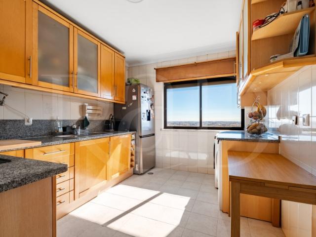 Apartamento venda em Vale de Carenque, Sintra
