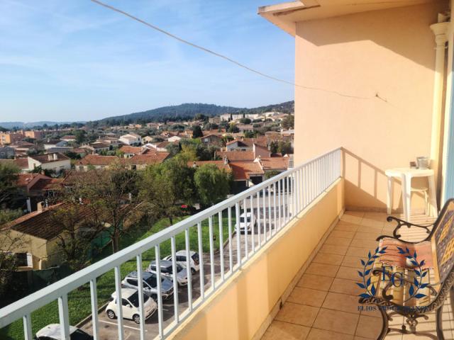 Appartement vente à Arrondissement de Toulon, Solliès-toucas