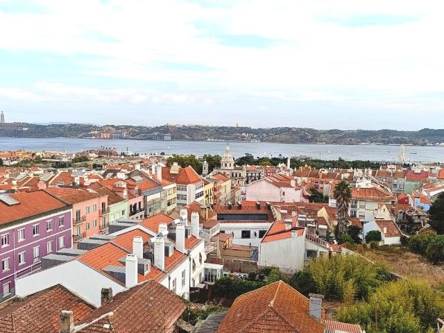 Apartamento alugar em São Francisco Xavier, Lisboa