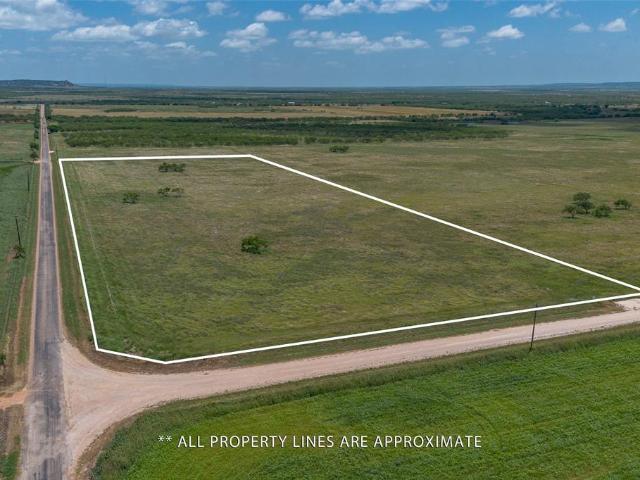 Land for sale in Taylor, Texas