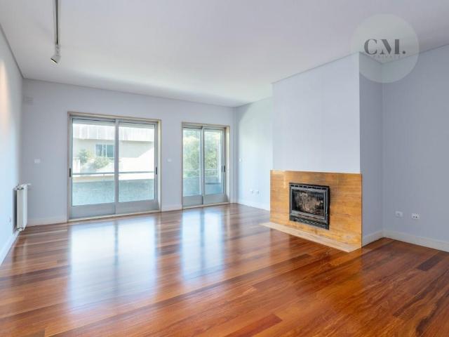 Apartamento venda em Porto, Lordelo Do Ouro